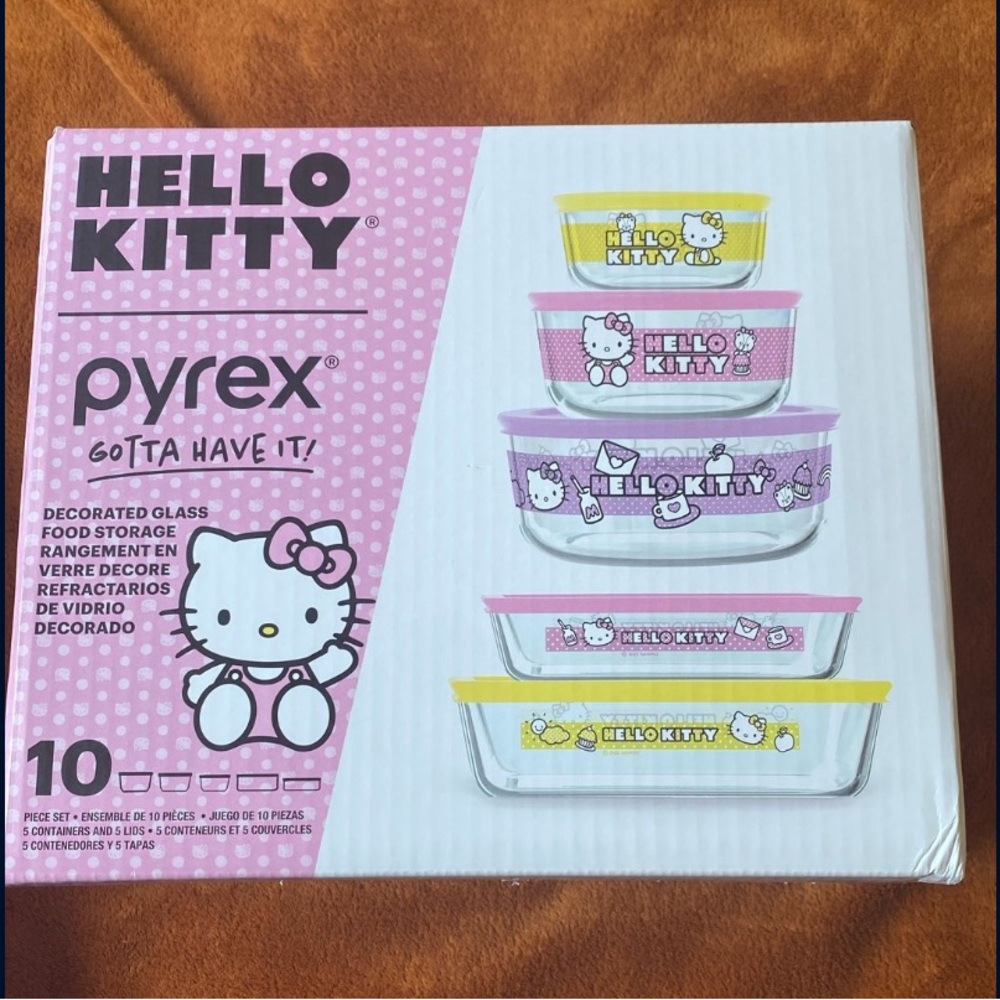 Pyrex Decorated Glass Food Storage Set